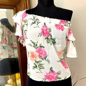 American Eagle, off the shoulder blouse, size small